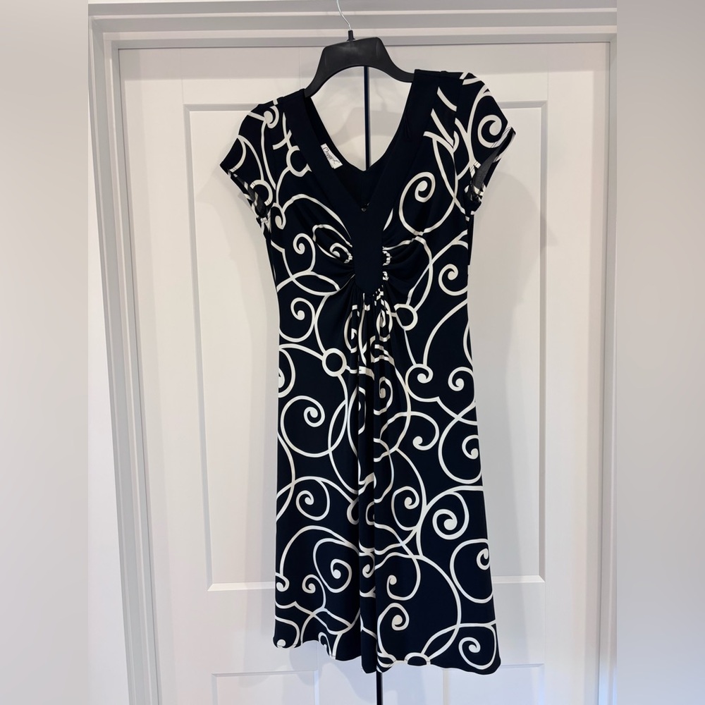 Maggy London Black and White Swirl Midi Dress